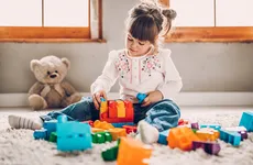 نقش اسباب بازی های عروسکی در تخلیه انرژی و باز توانی